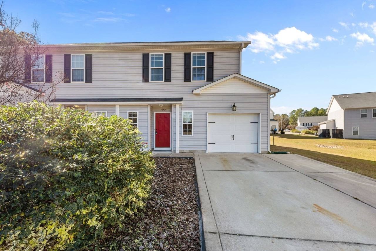 122 Sherman Ct - Photo 2 of 25