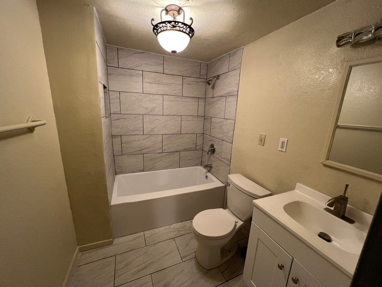 928 S 7th Ave - Photo 6 of 12