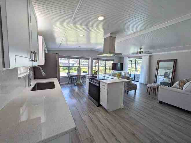 79 N Meadow Dr #107 - Photo 2 of 27