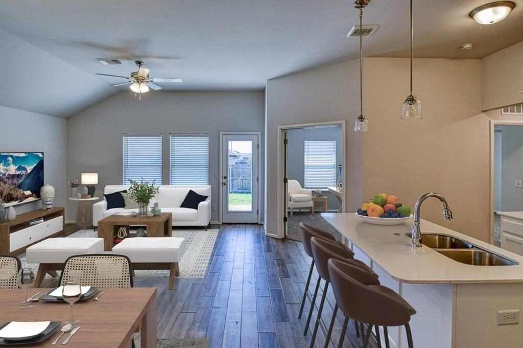 3232 Mt Nebo Dr - Photo 5 of 37