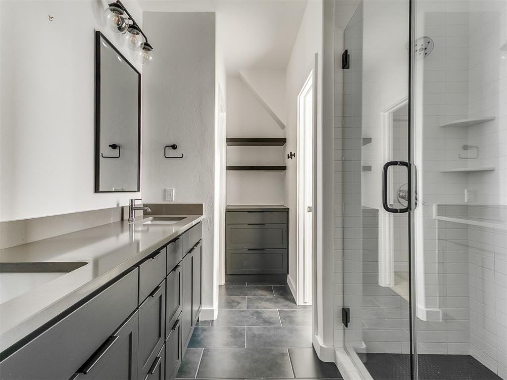 920 Pedalers Ln - Photo 4 of 8