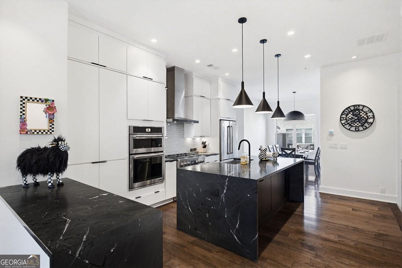 3573 Parkside Way - Photo 3 of 27