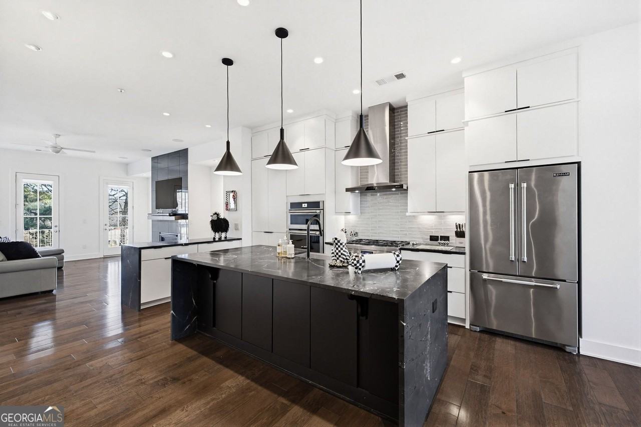 3573 Parkside Way - Photo 5 of 27