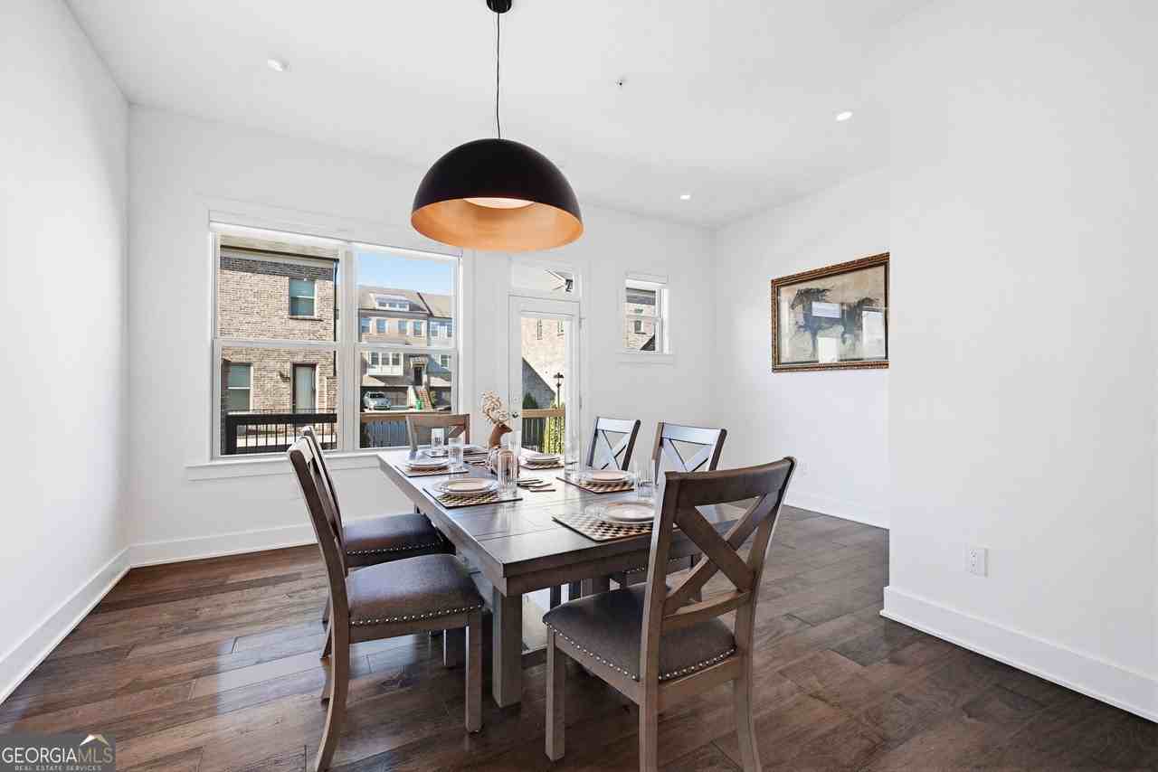 3573 Parkside Way - Photo 7 of 27