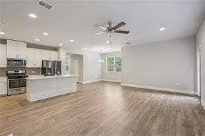 1858 Belmore St Se - Photo 4 of 34