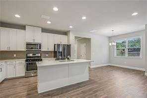 1858 Belmore St Se - Photo 7 of 34