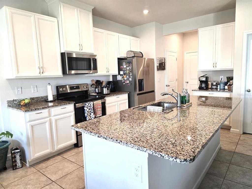 10682 Old Sycamore Loop - Photo 2 of 22