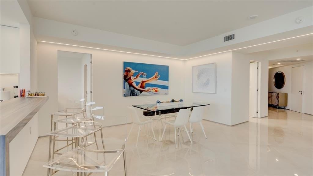 4240 Galt Ocean Dr #1006 - Photo 5 of 48