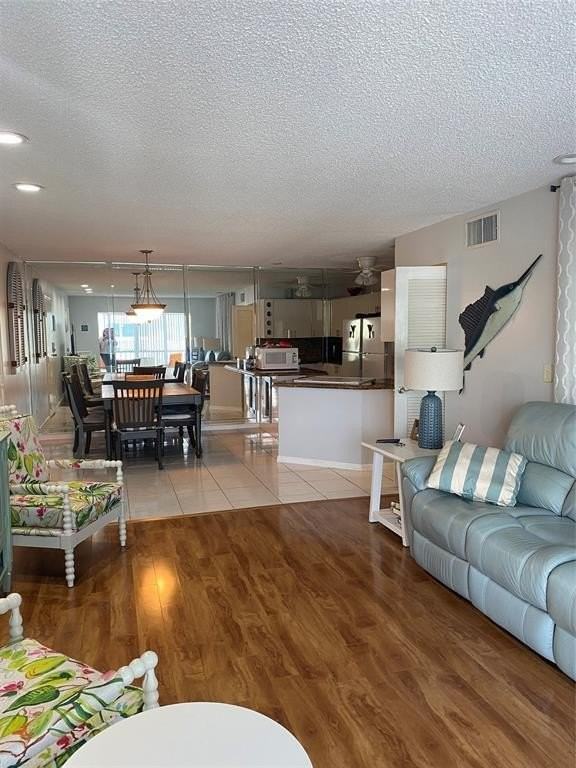 6471 Bay Club Dr #4 - Photo 4 of 23