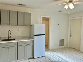 featured image of 1095 Se 22nd Ave #8