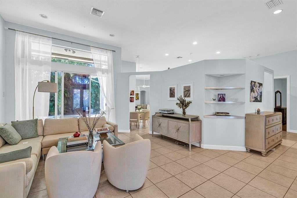 9737 Parkview Ave - Photo 7 of 24