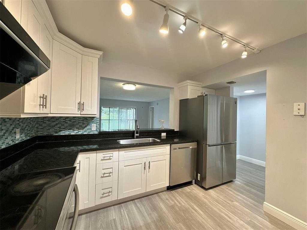 2029 Coral Ridge Dr #S207 - Photo 2 of 17