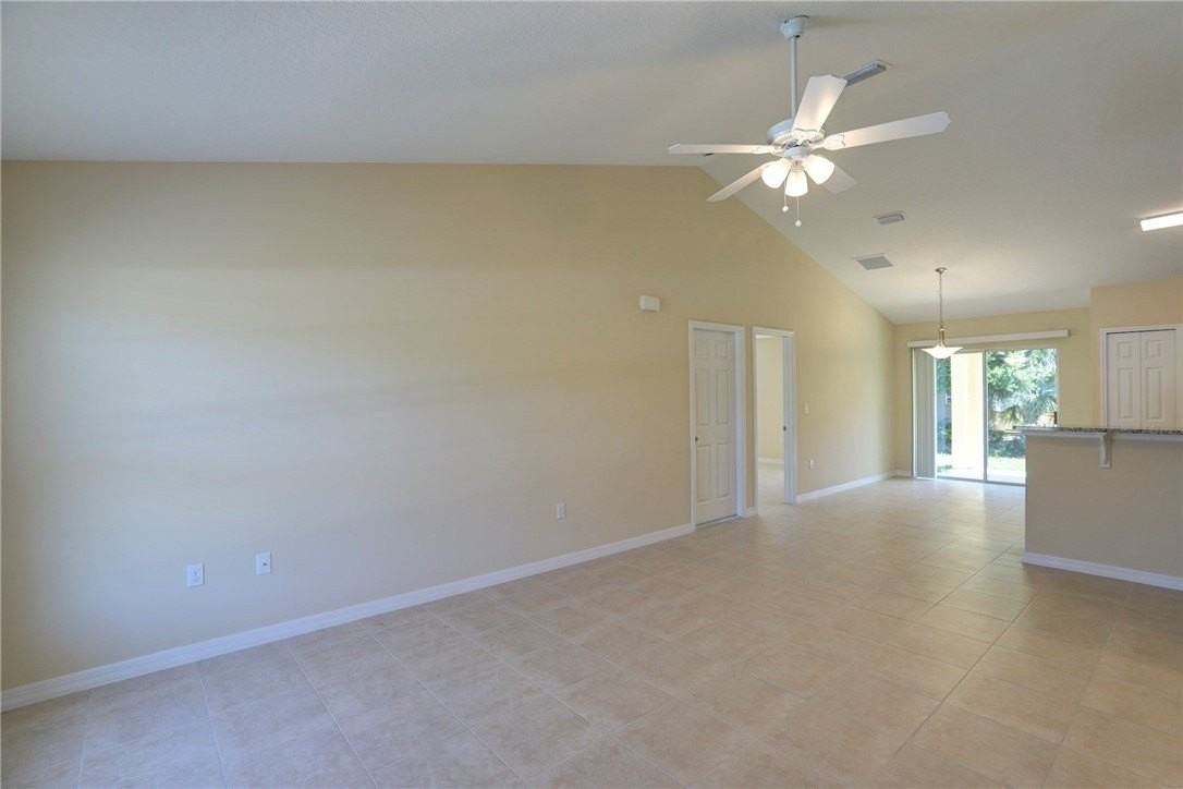 8476 104th Ave - Photo 7 of 32