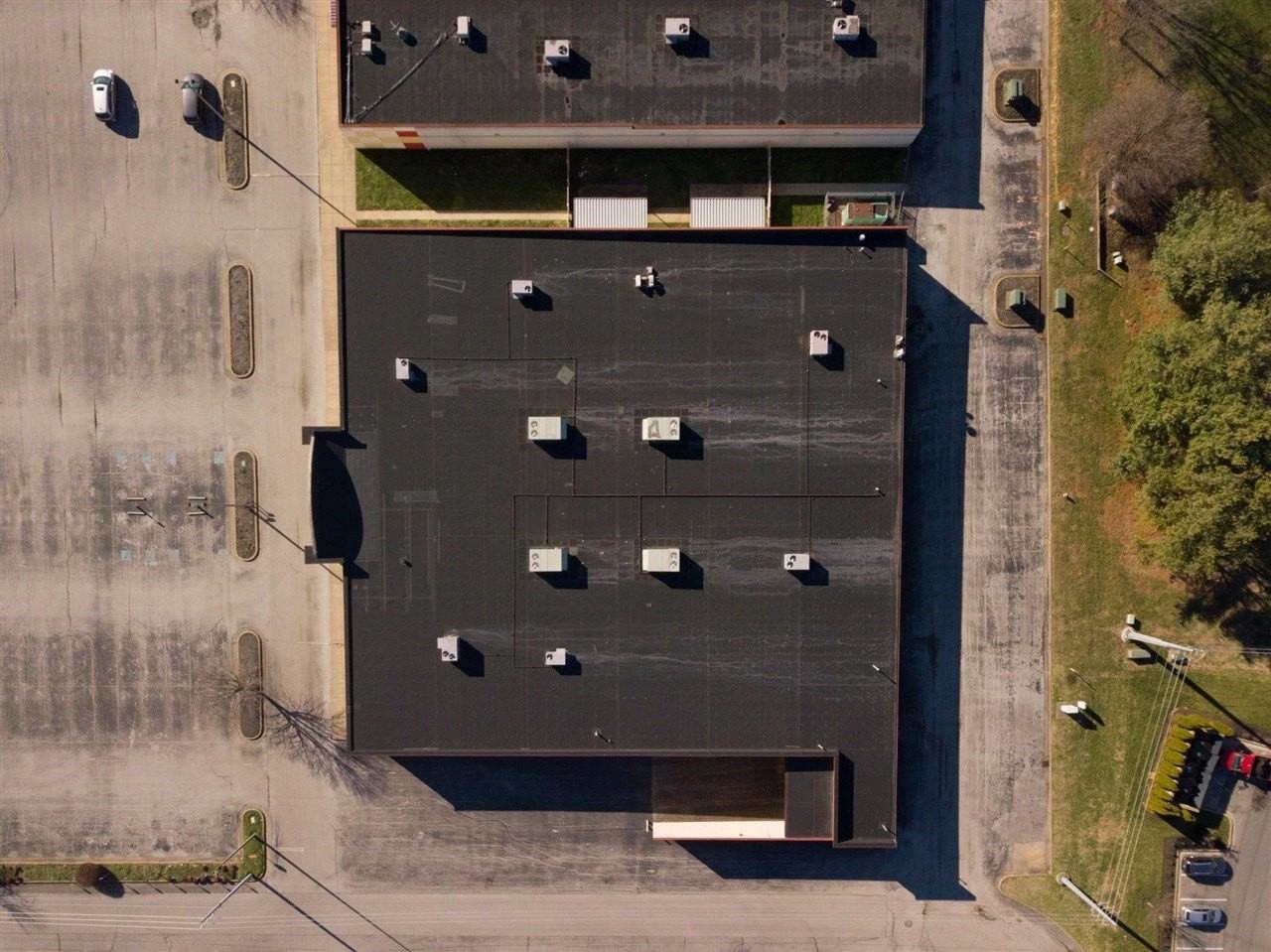 2625 Scottsville Rd - Photo 5 of 22