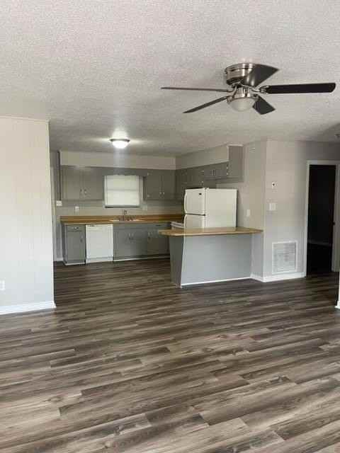 4100 Ocoee St N - Photo 2 of 9