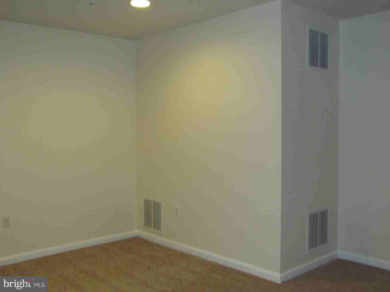 46010 Saltmarsh Dr - Photo 2 of 22