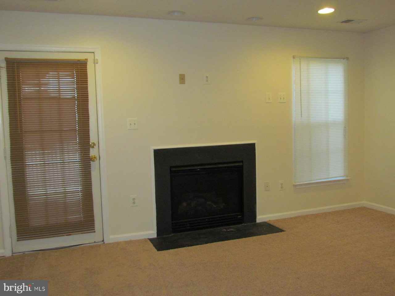 46010 Saltmarsh Dr - Photo 3 of 22