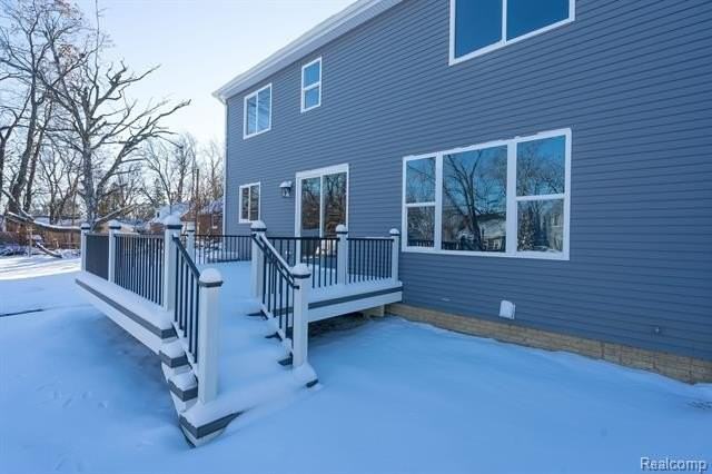 155 Draper Ave - Photo 6 of 47