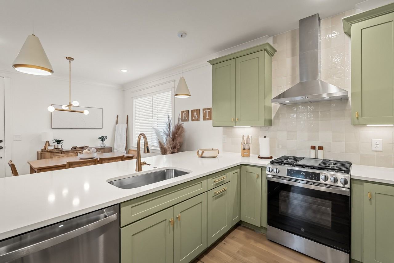 5011C Illinois Ave - Photo 7 of 34