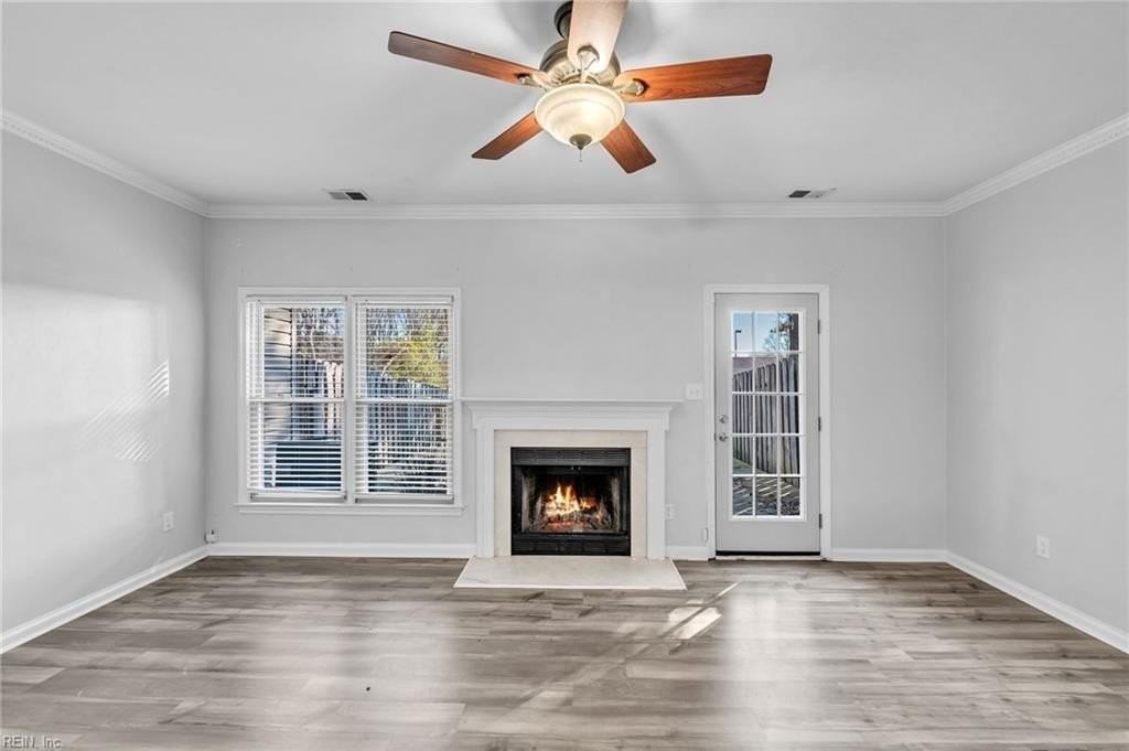 605 Creekside Ct - Photo 4 of 31