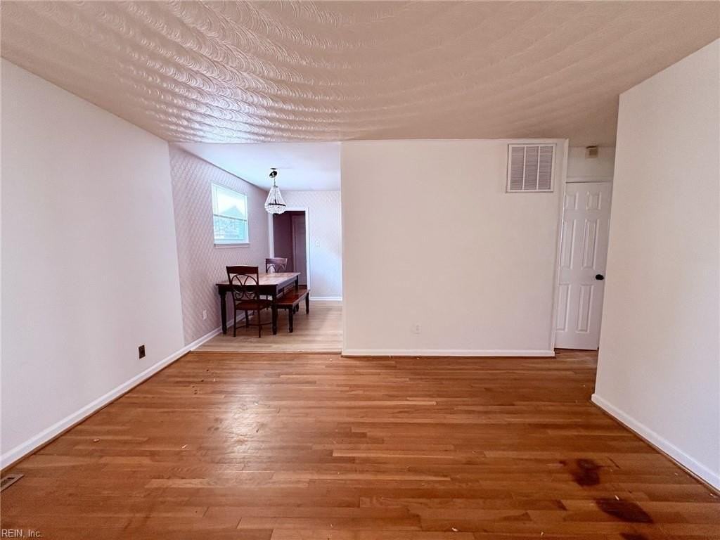 3342 Loam St - Photo 5 of 19