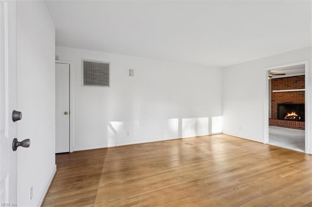 5590 Mooretown Rd - Photo 7 of 31