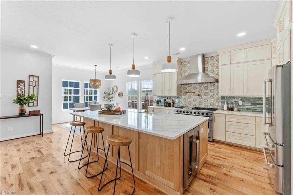 9542R 17th Bay St #A - Photo 3 of 49