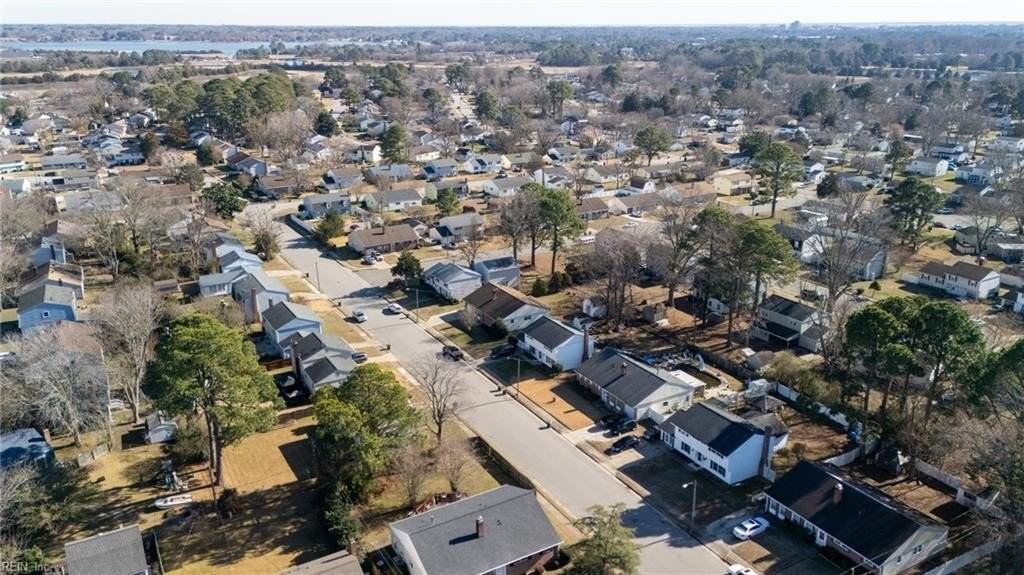 38 Sacramento Dr - Photo 3 of 26