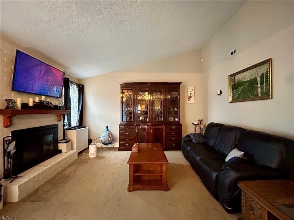 3565 Dandelion Cres - Photo 4 of 25