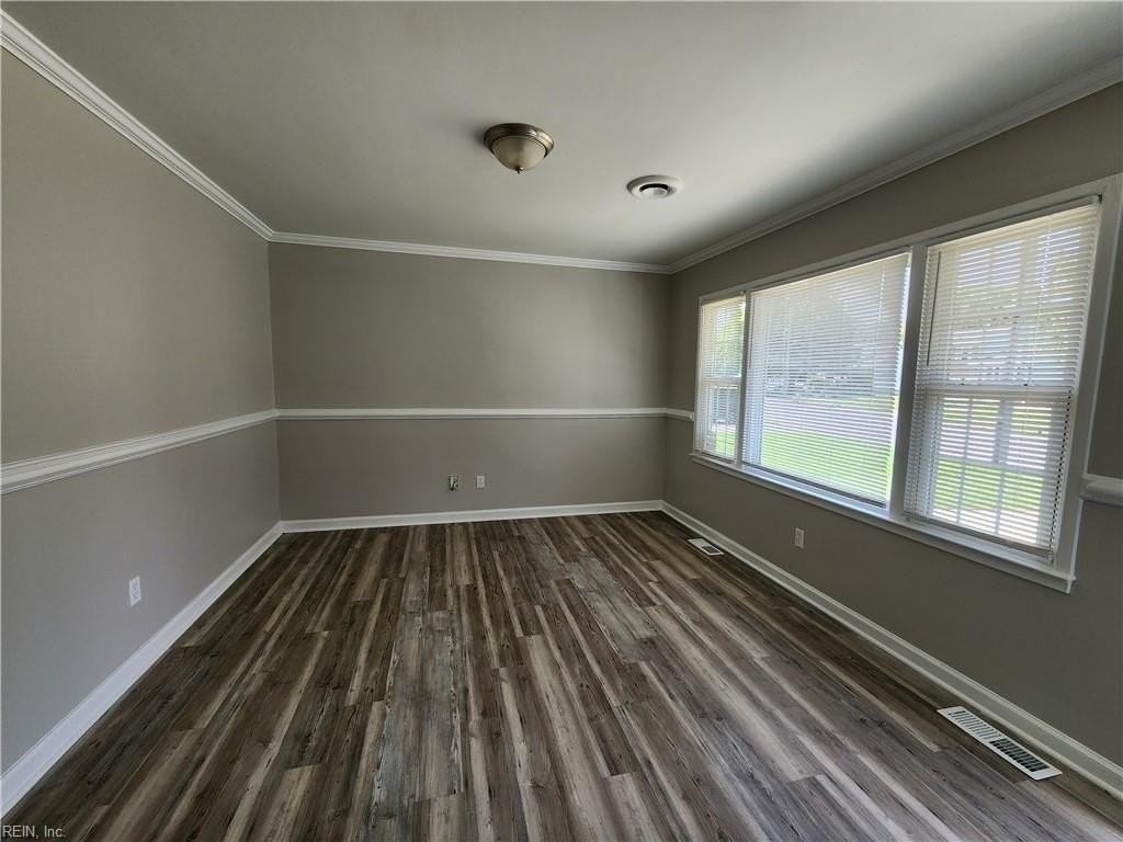 18 Janet Dr - Photo 2 of 7