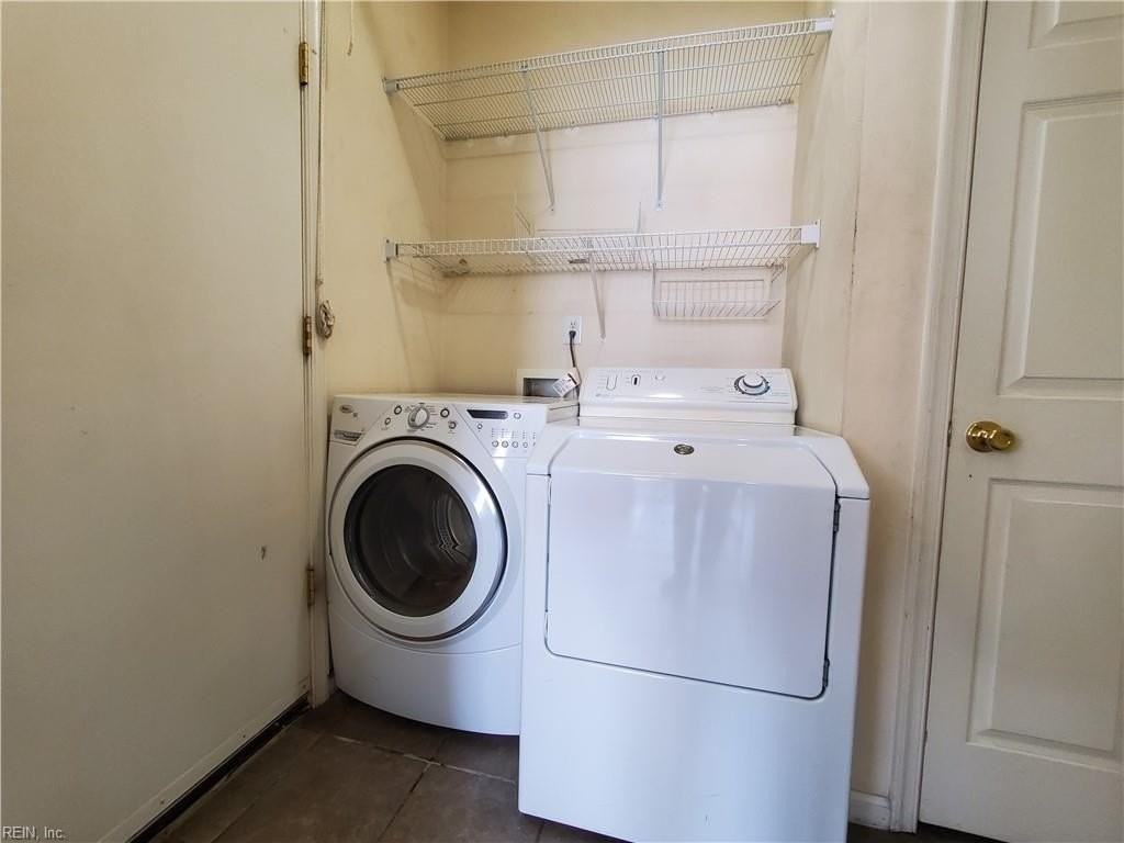 5500 Summer Cres - Photo 6 of 19