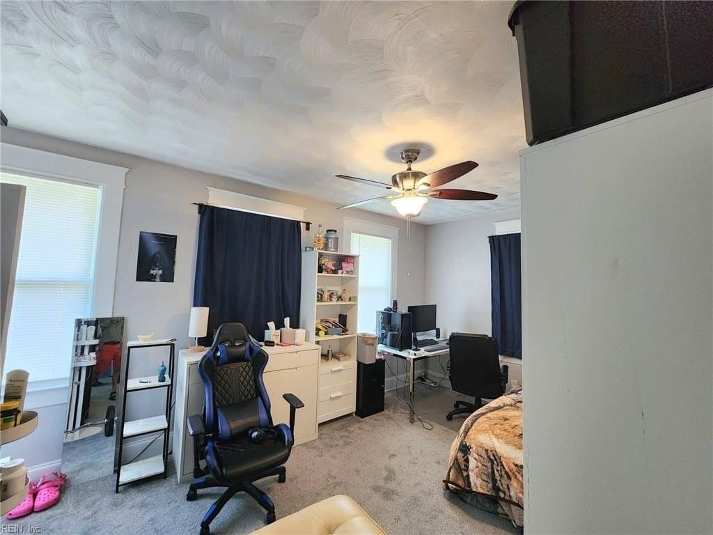 3605 Killam Ave - Photo 3 of 11