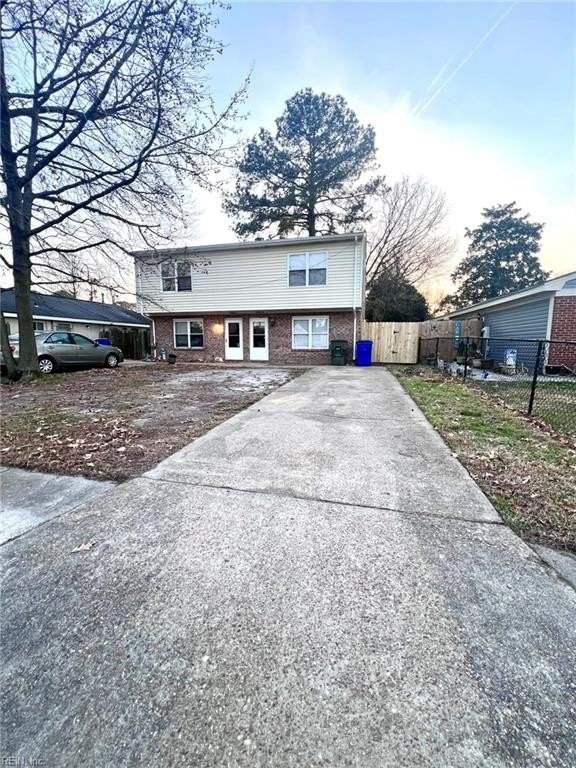 2305 Fairbanks Ave #B - Photo 2 of 33