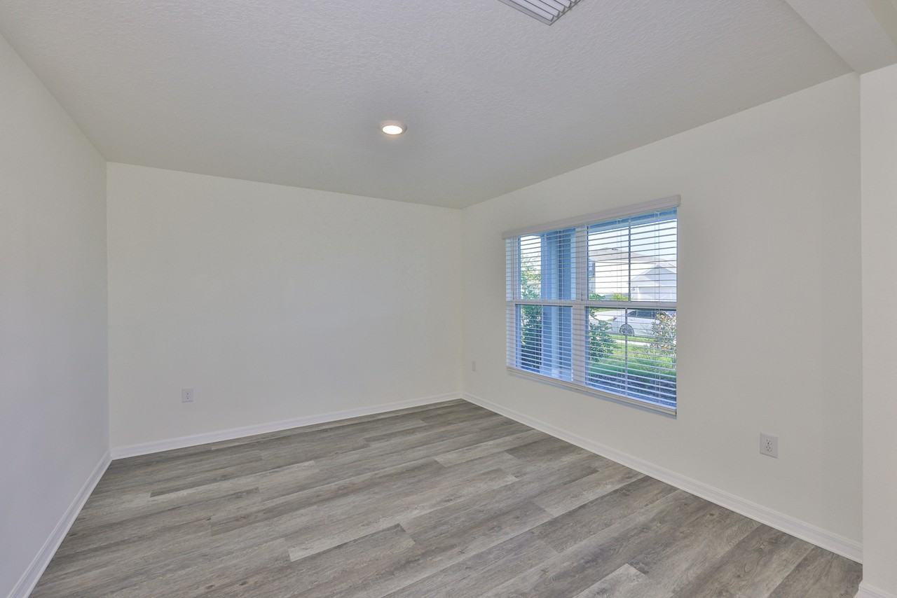 12159 Kingsley Trl - Photo 7 of 42