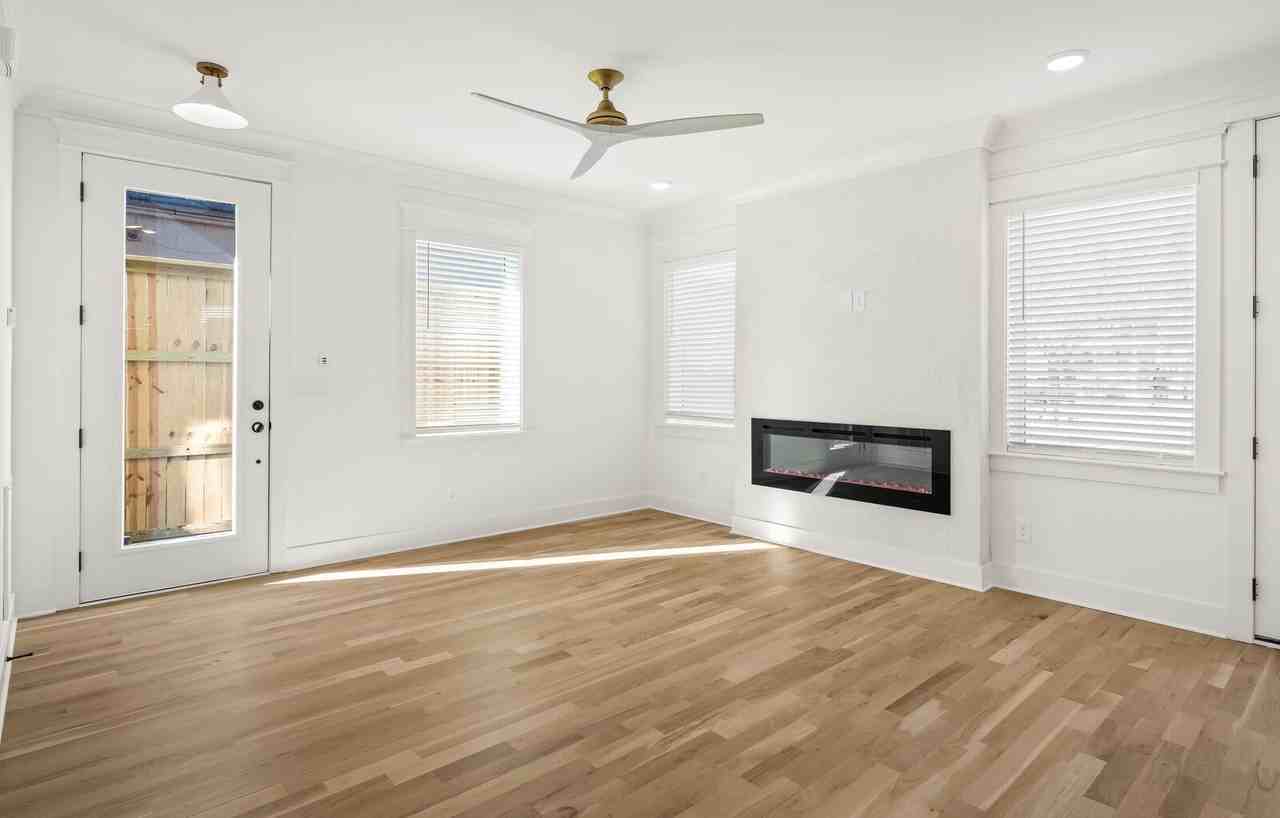 5011A Illinois Ave - Photo 6 of 30