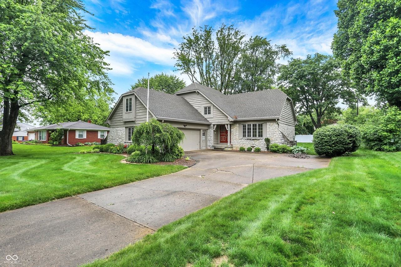 116 Bennington Rd - Photo 3 of 22