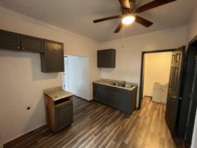 1507 Avenue I #B - Photo 1 of 1