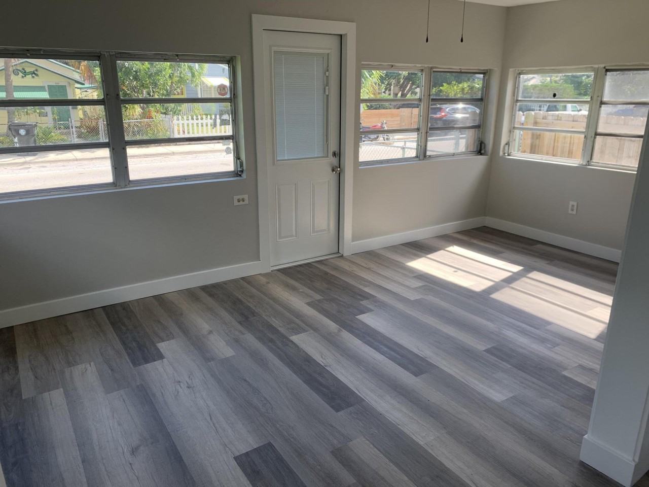 321 N J St #1 - Photo 2 of 8