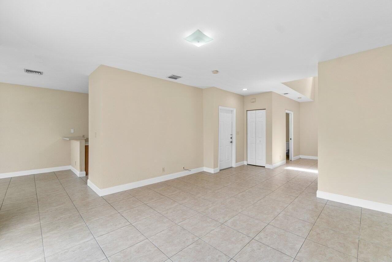 809 Talia Cir - Photo 5 of 23