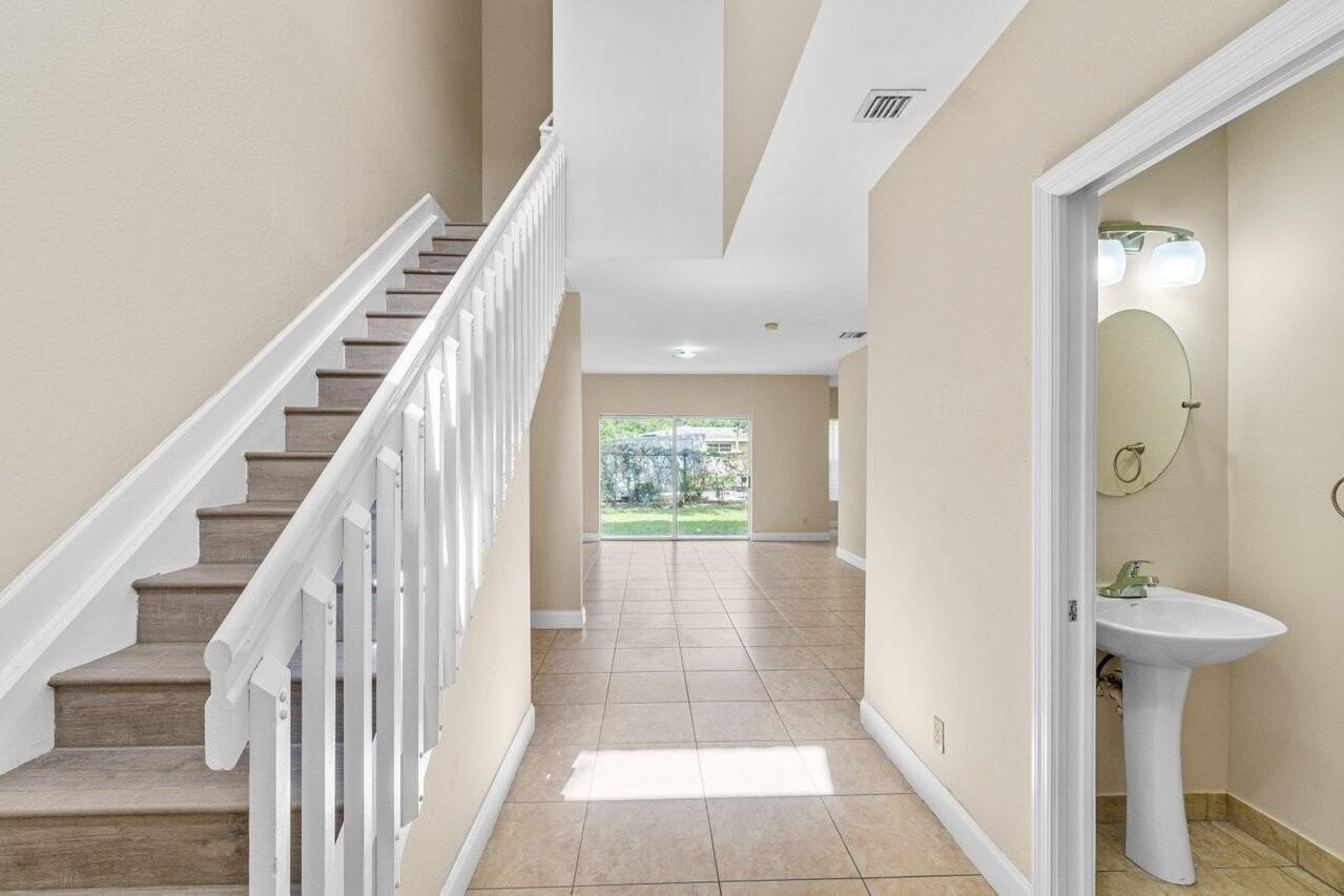 809 Talia Cir - Photo 7 of 23