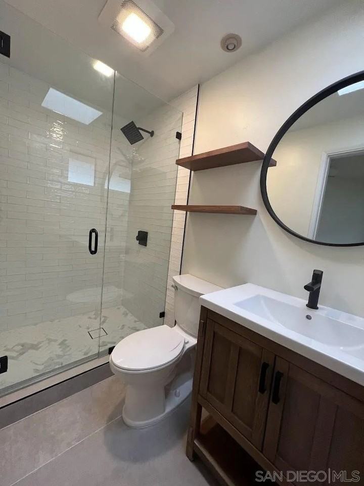 5376 Redding Rd - Photo 4 of 16