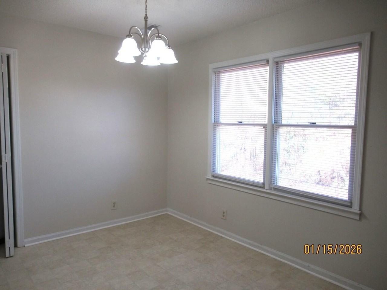 192 Gertrude Dr - Photo 4 of 15