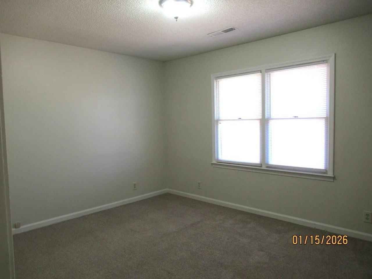 192 Gertrude Dr - Photo 7 of 15