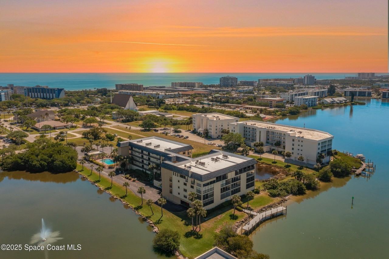 190 Escambia Ln Apt 402 #402 - Photo 3 of 50