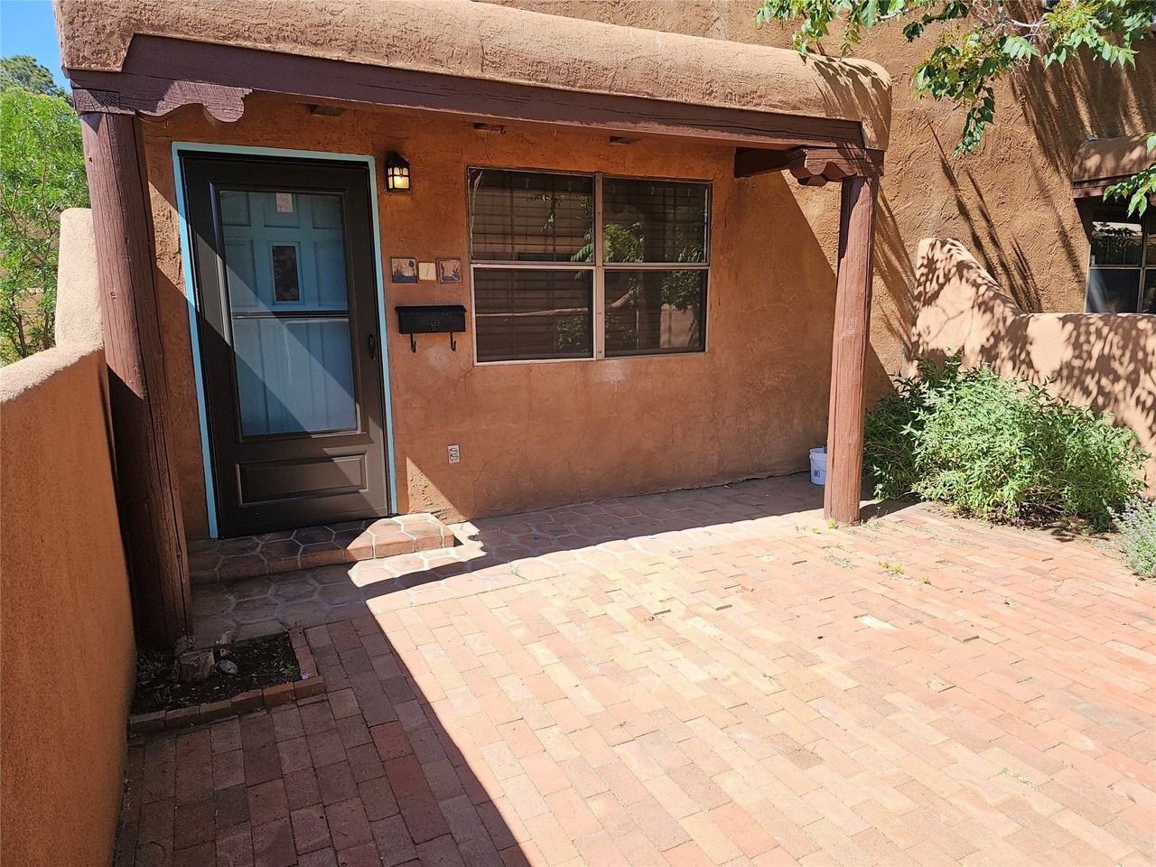 809 Don Diego Ave - Photo 3 of 31