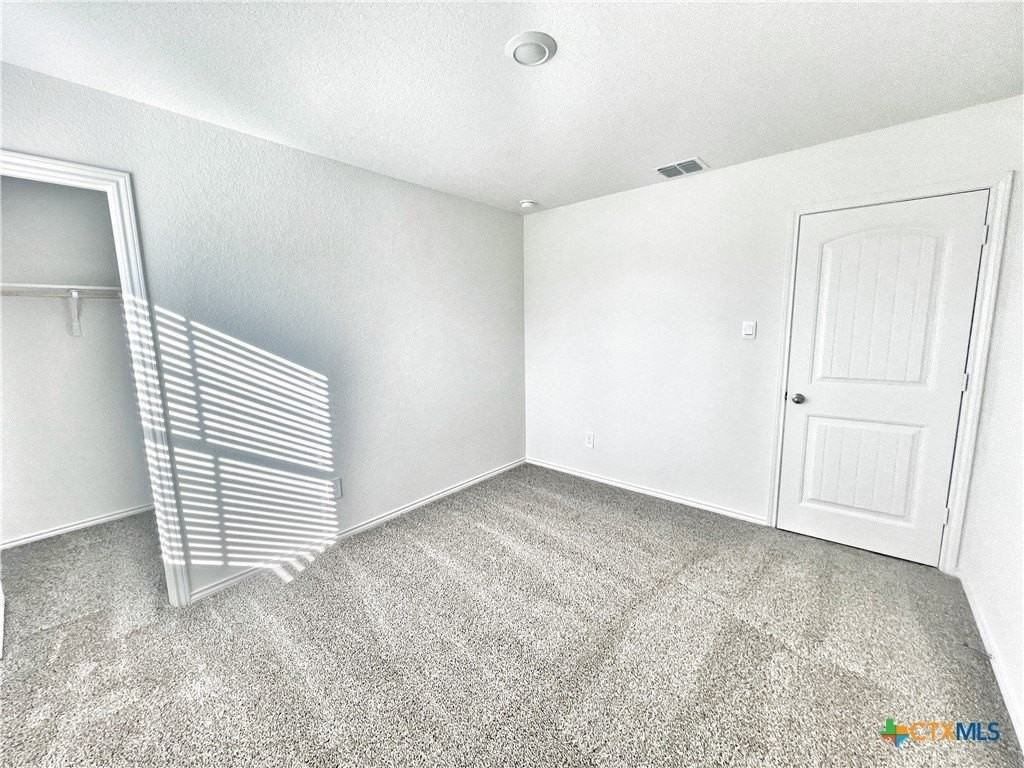 321 Cottonmouth Ln - Photo 5 of 19