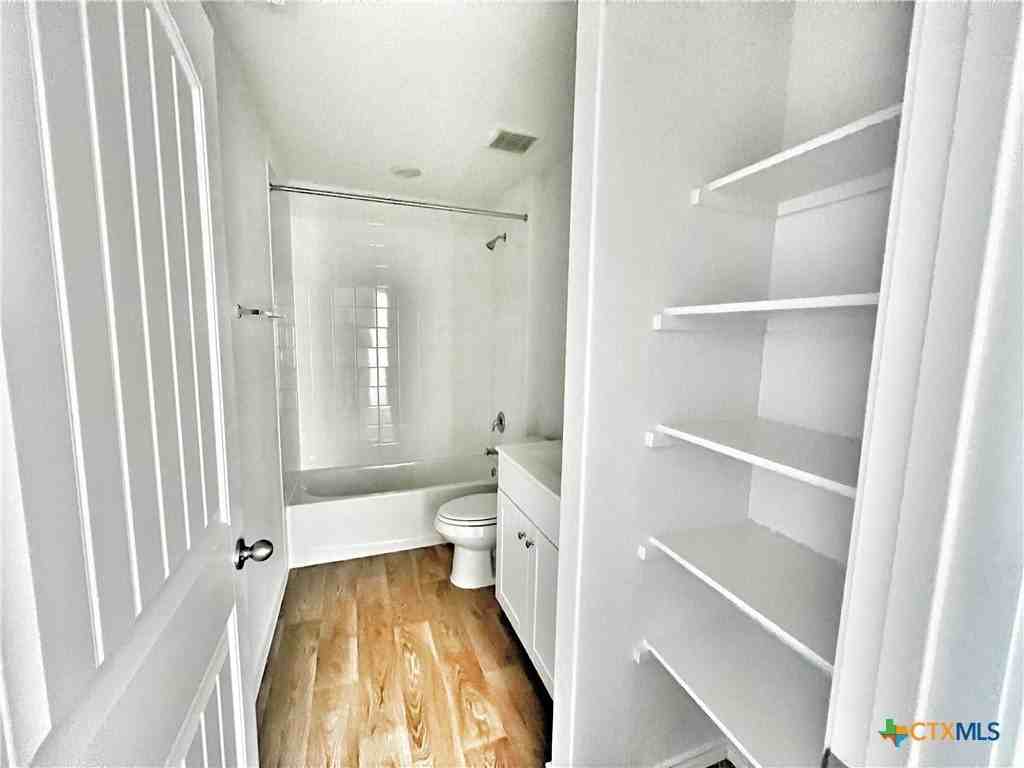 321 Cottonmouth Ln - Photo 6 of 19