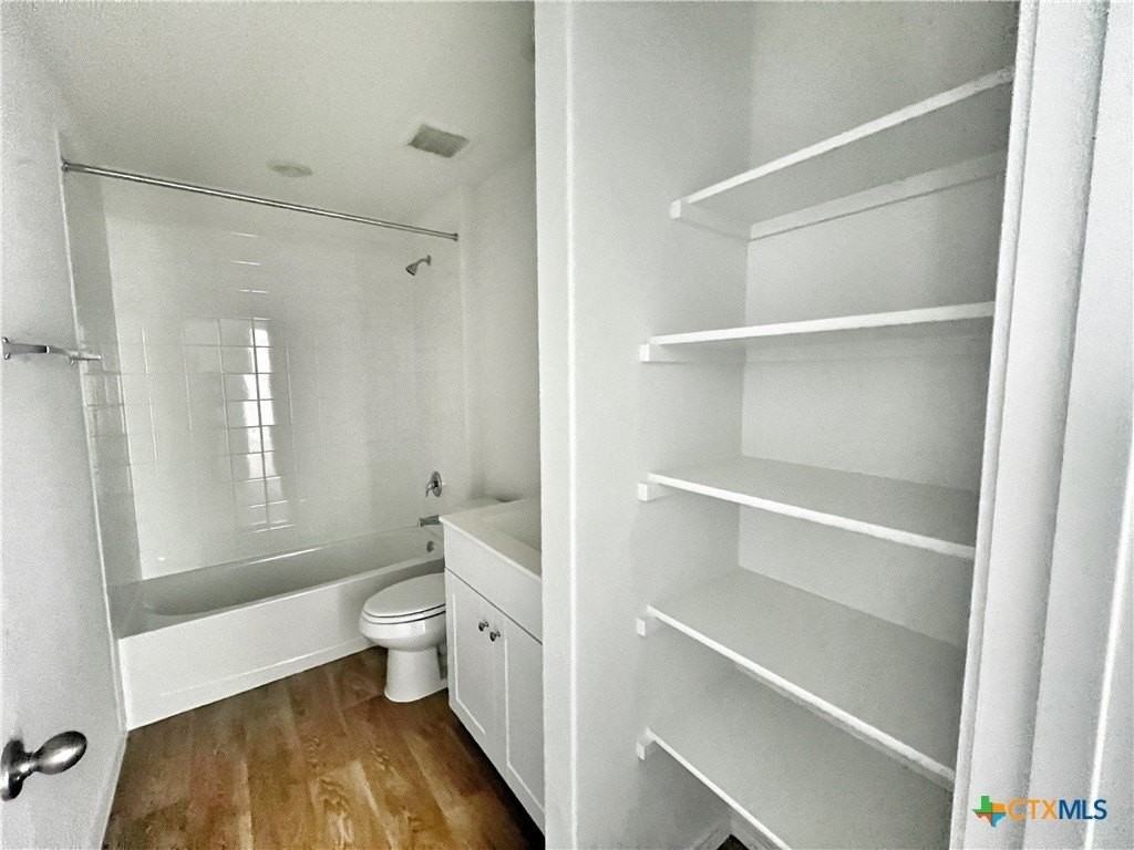 321 Cottonmouth Ln - Photo 7 of 19