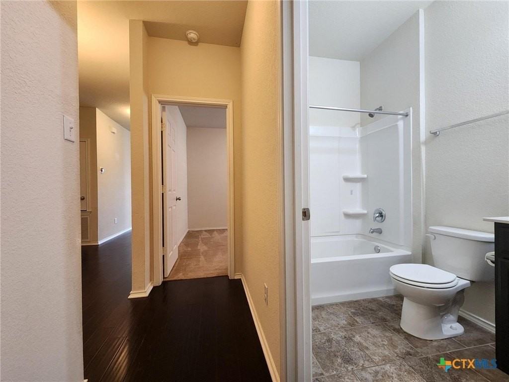 5822 Hopkins Dr - Photo 6 of 32