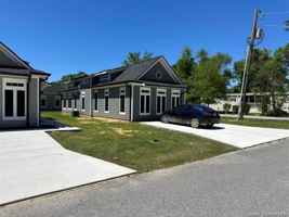 featured image of 305 N Lyles Rd